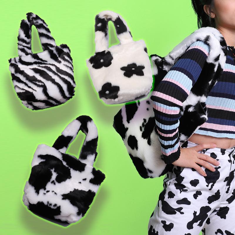 

YUNA niche wind cute winter cow zebra handbag Hyun-a Kim wind Mao Mao imitation hair flower bag, Cow pattern large
