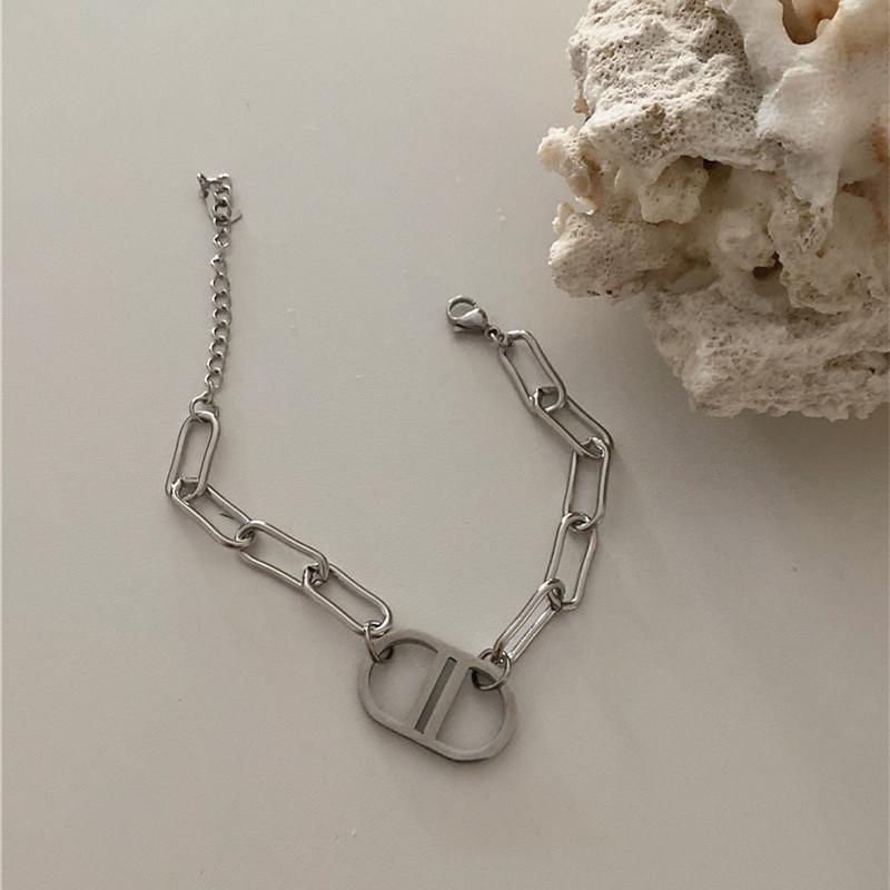 

Link, Chain Minar Punk Fashion Chunky Link Bracelets For Women Minimalist Silver Color Wide Curb Charm Bracelet Hip Hop Accessories
