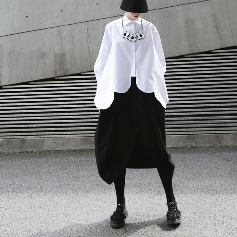 

New 2021 Female Personality Irregularly High Street Chic Young Girl Lets Loose Large Tops Party Harajuku Cotton Top Ln6v, White