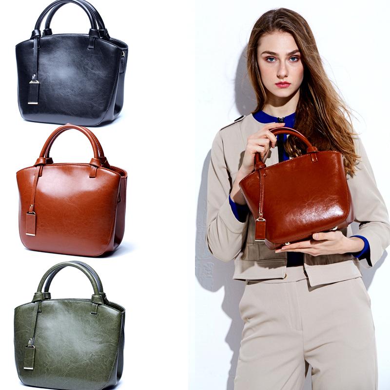 

2020 female bag female summer new style leather bag trendy retro all-match portable messenger, Black