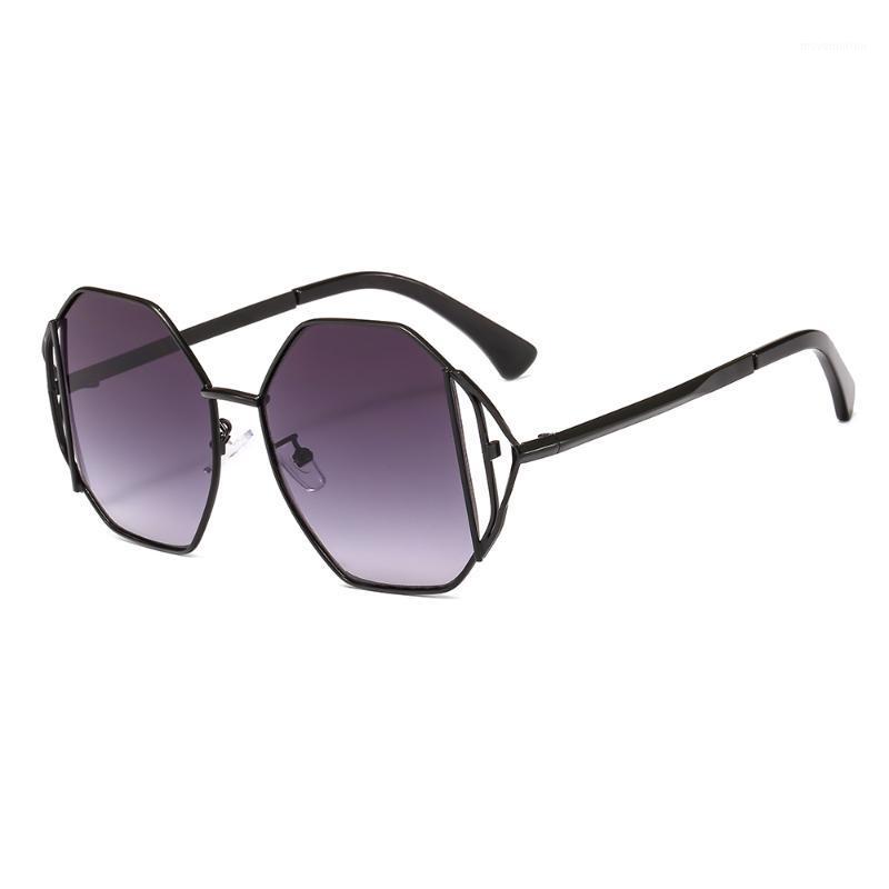 

2020 New Korean Ultralight Sunglasses Colored Plastic Lens Star Fashion Women Double Beam Personality Style 17209 UV400 Eyewear1