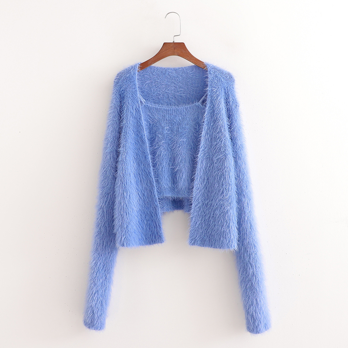 

2021 New Autumn / Winter Mink Like Loose Plush Cardigan with Knitted Suspender Sweater Gbvo, Blue