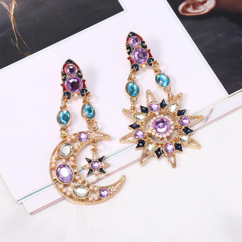 

Dangle & Chandelier HOCOLE 2022 Trendy Crystal Earrings For Women Vintage Sun Moon Geometric Rhinestone Drop Earring Fashion Jewelry Wedding