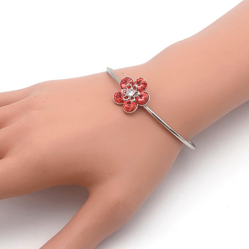 

New Flower Womens Cuffs Jewellery made with Austrian Crystal for Girls Party Accessories Fashion Bracelet Bangle Bijoux Gift