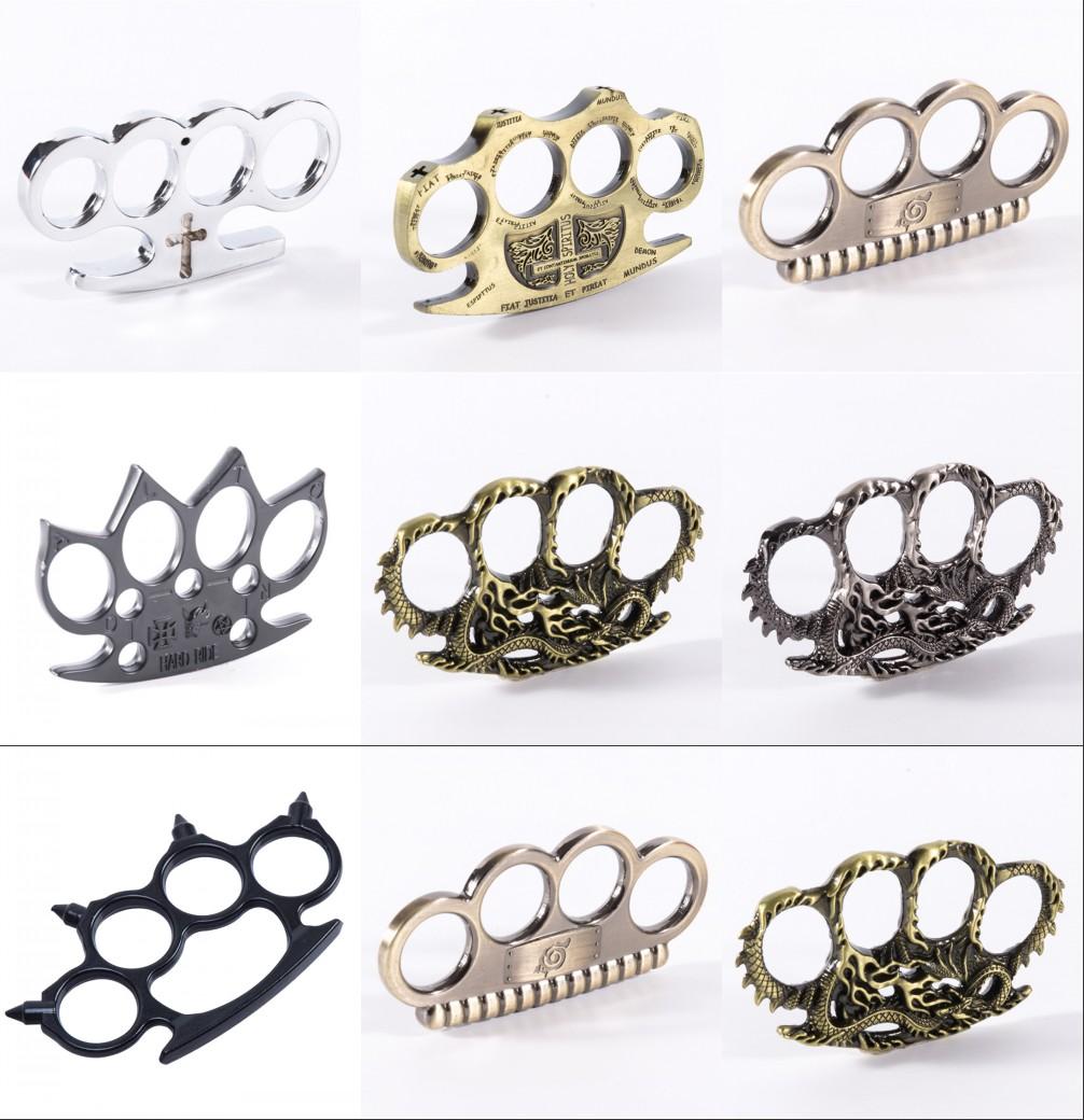 

HELL DETECTIVE CONSTANTINE BRASS KNUCKLE DUSTERS GOLD Powerful damage safety equipment, Gilded Steel Knuckle Duster self-defense
