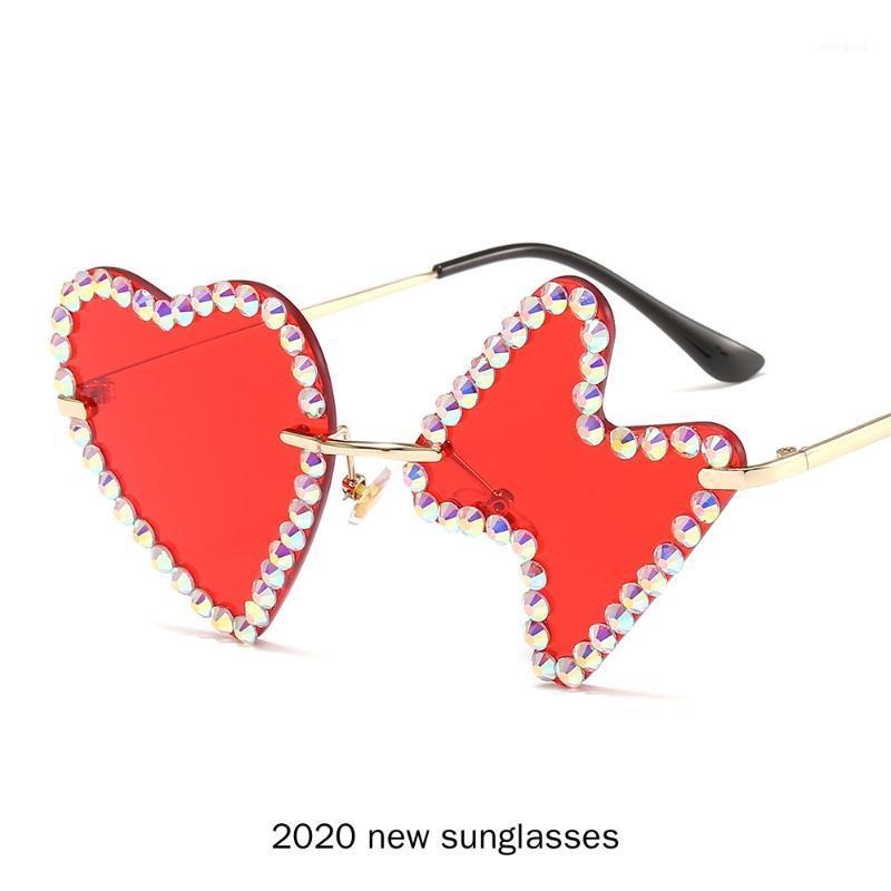 

Sunglasses MINCL/ 2021 Vintage Fashion Oversized Rimless Women Famous Luxury Sexy Diamond Cat Sun Glasses For Female NX1