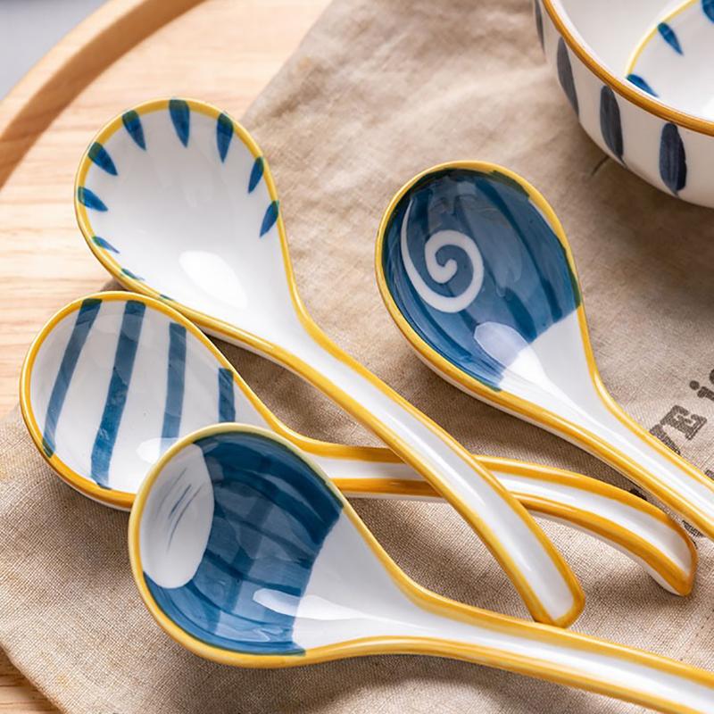 

4PCS Japanese Cute Spoon Household Drinking Spoon Ceramic Small Rice Creative Tableware Kitchen Accessories LD655