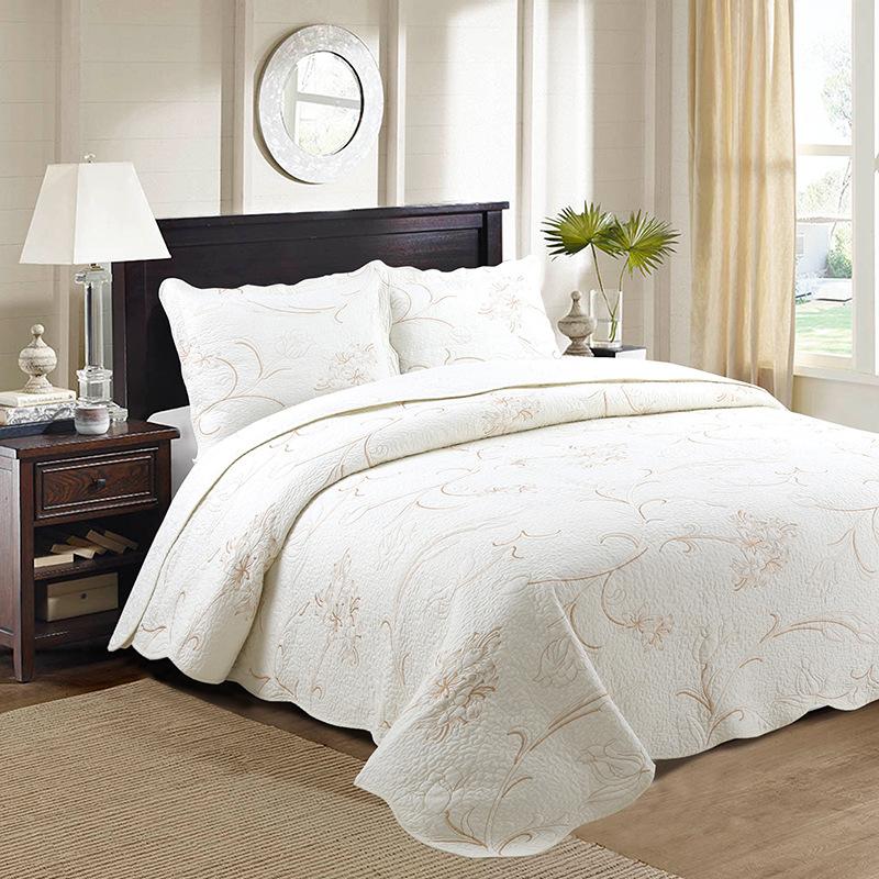 

FAMVOTAR Brief Style 100% Cotton Quilted Bedspread Set Floral Embroidery Coverlets Cover Set Queen Size 3Piece Quilt Reversible