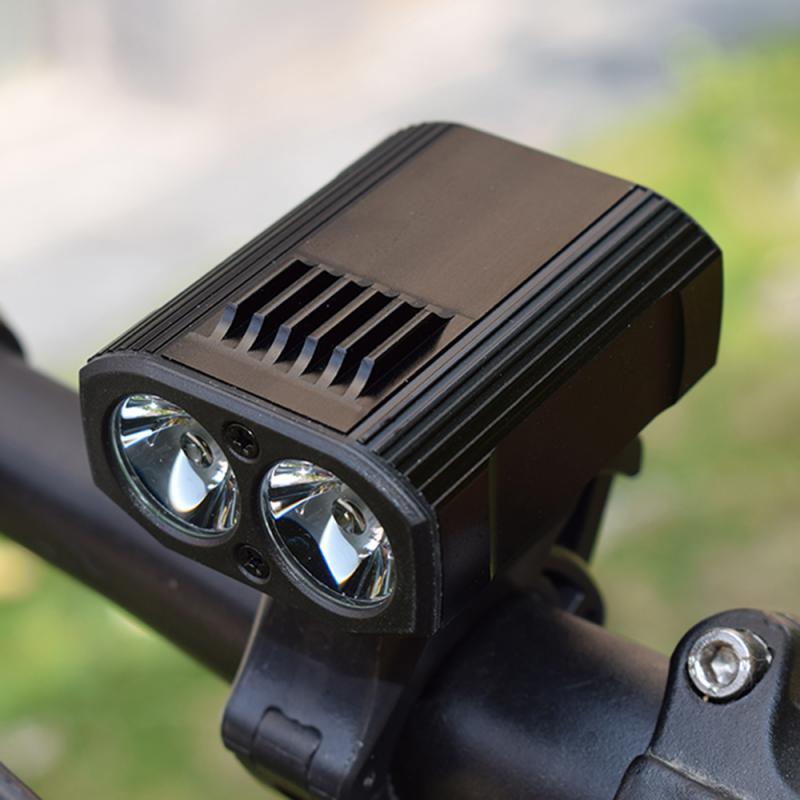 

LED Bike Light Waterproof Riding Equipment Bicycle Light Mountain Bike Riding Equipment