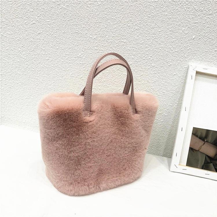 

Fashion Faux Fur Women Shoulder Bags Winter New Style Basket Bag Soft Plush Ladies Purse Handbags Large Capacity Travel Casual, Beige