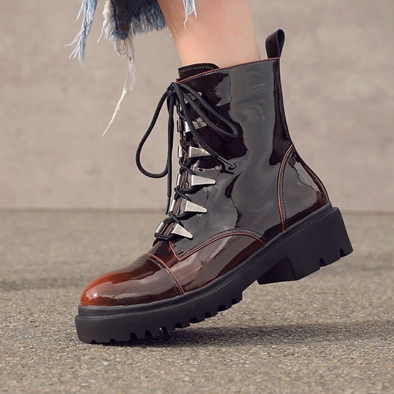 

2021 Female Boots Hot Gradient Superfine Fibre Top Fall and Winter Velvet Shoes All-match Three Colors W8O2, Brown.