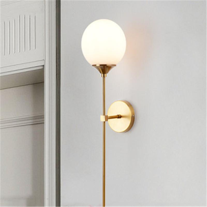 

Modern Minimalist Wall Lamp LivingRoom Nordic Creative Personality Bedroom Bedside Lamp Clothe Shop Mirror Front Background