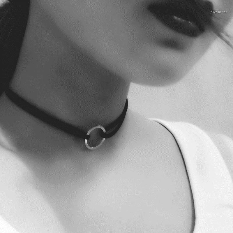 

Cool Girl Leather Round Adjustable Punk Golden Color Short Chain Metal Necklace for Women Jewelry Party1