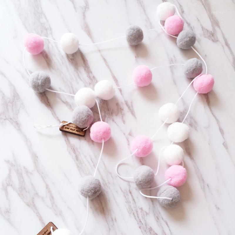 

20MWool felt ball kids room wall decor hanging fur ball garland1