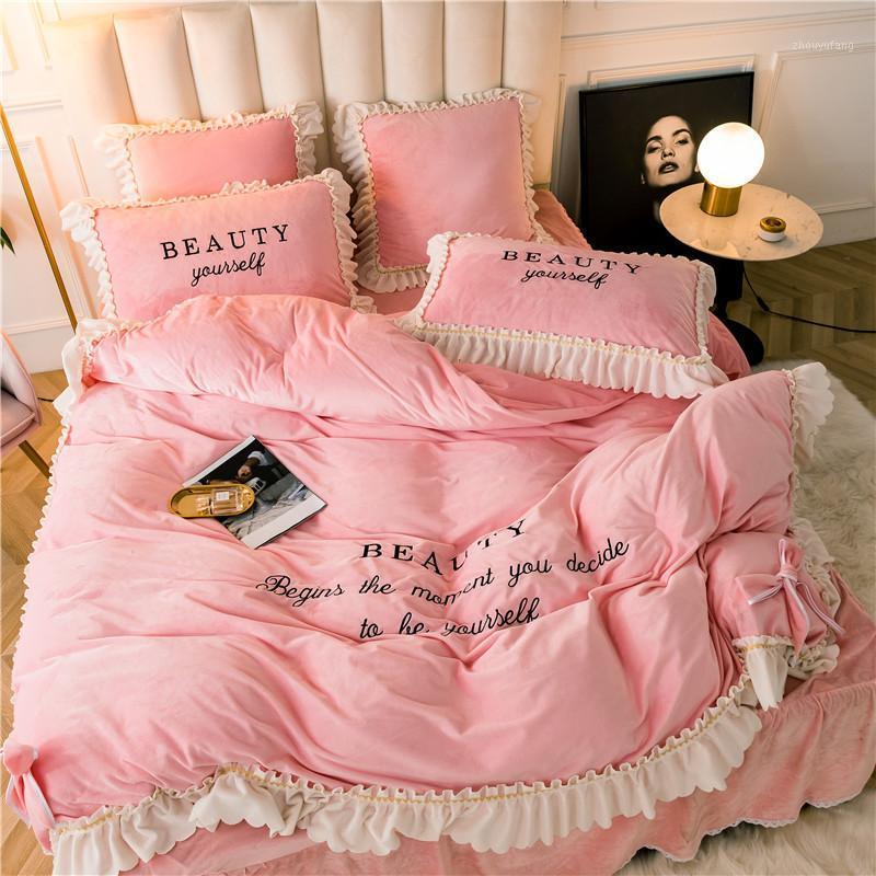 

Bedding Sets Princess Style Milk Velvet Baby Thicken 4pcs Duvet Cover Bed Sheet Pillowcases Soft Embroidery  King Pink Bean Paste