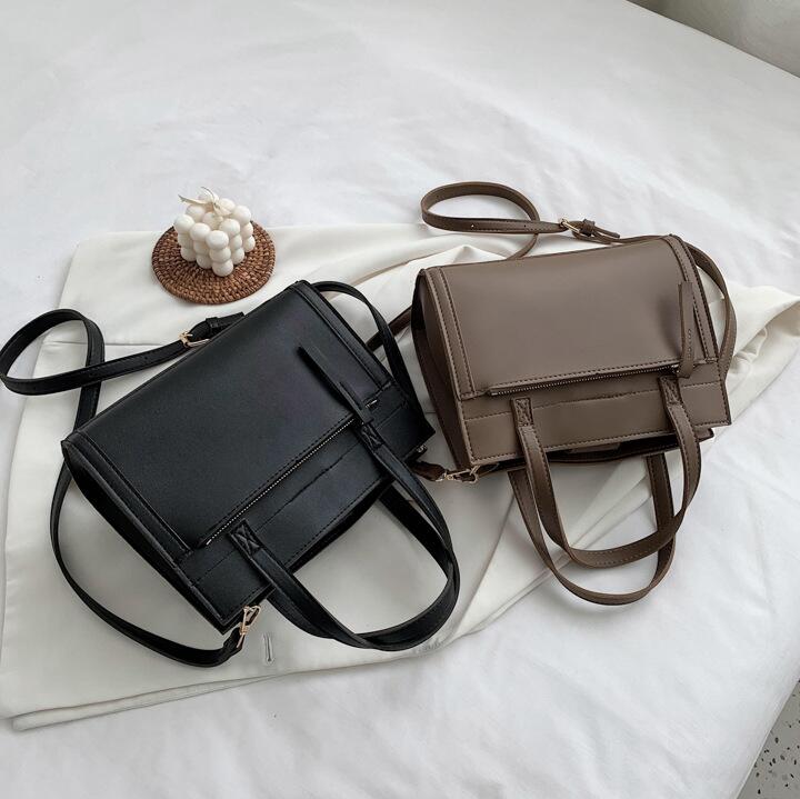 

2020 Fashion Large Capacity Women One Shoulder Totes Lady Underarm Bag Crossbody High Quality Handbags, Black