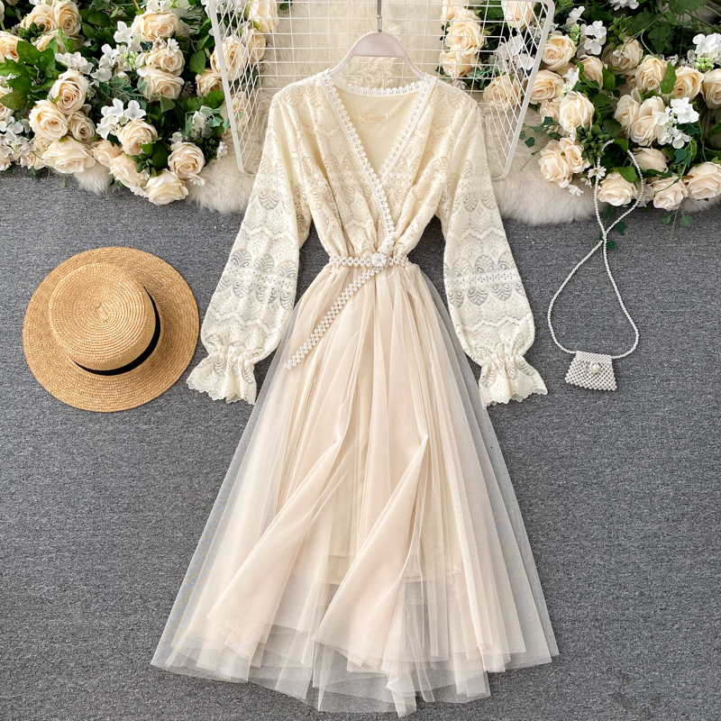 

2021 New women lace neck puff the line dressed in elegant autumn pearl crocheted bands dress WCPL, Apricot