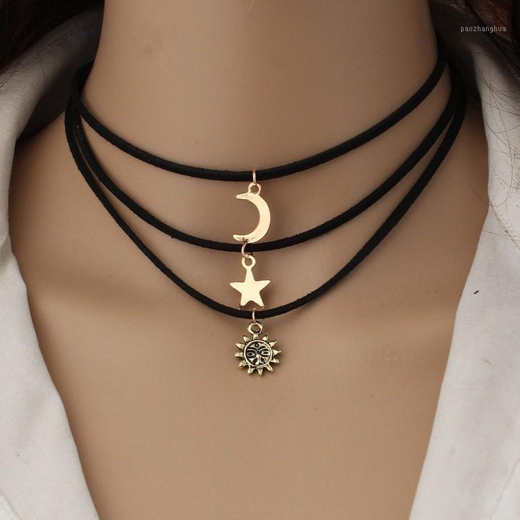 

Multi-Layer Velvet Band Necklace With Three-Piece Sun Moon And Star All-match Short Sweater For Women Chains, Silver