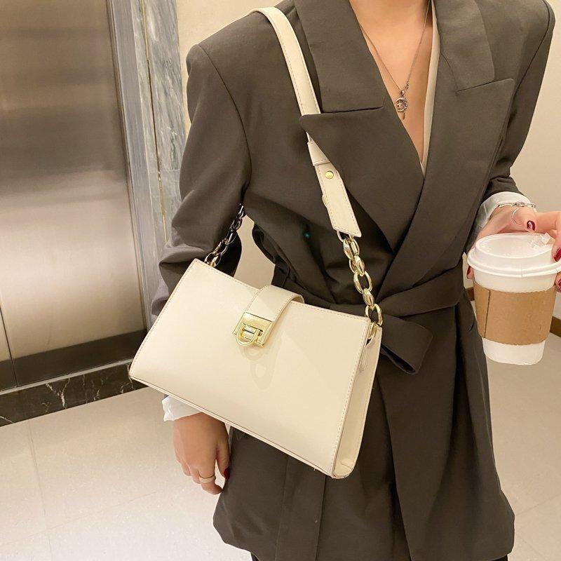 

Fashion Chain Shoulder Bags for Women 2021 New Women's Handbags and Purses Female Tote Bags Ladies Hand Bag 6903, Black