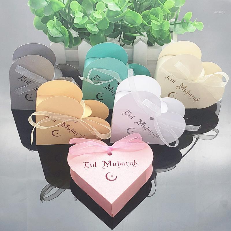 

10pcs Heart Eid Mubarak Candy Box Favor Box DIY Paper Gift Boxes Happy Islamic Muslim al-Fitr Eid Ramadan Decor Party Supplies1