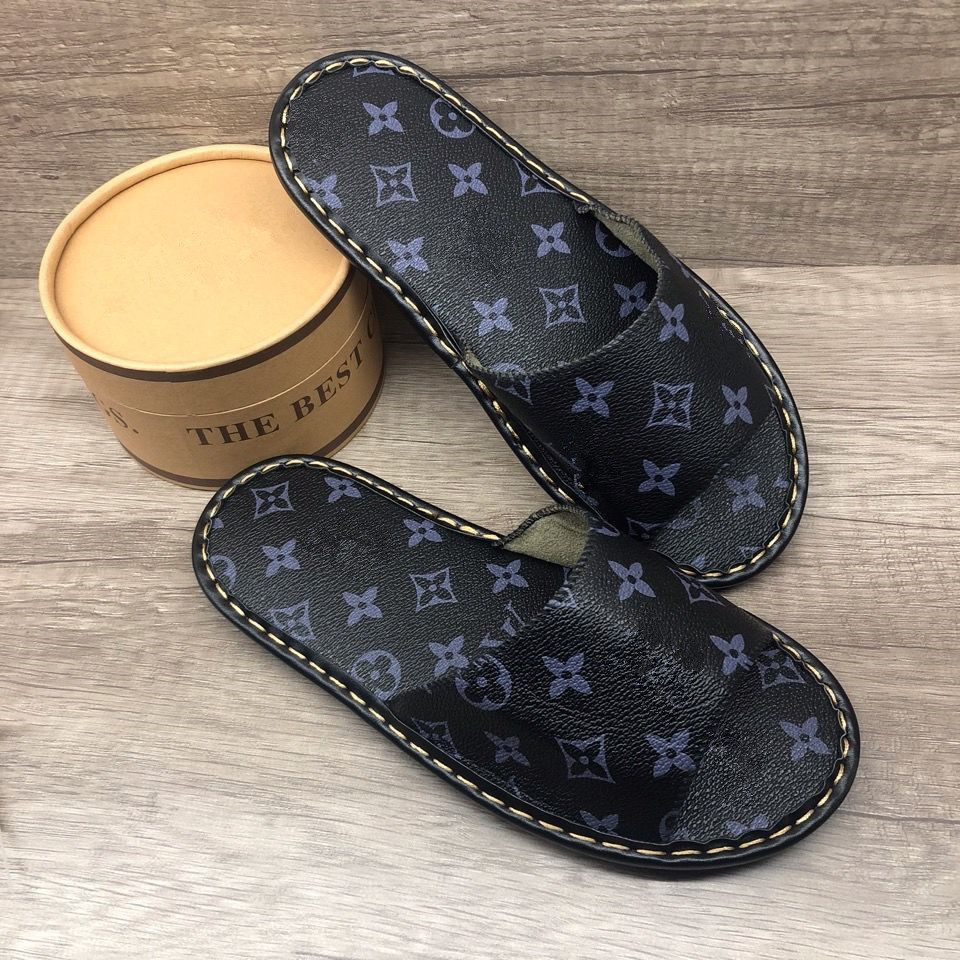 

Summer Women's Slippers Large Size 36-45 Fashion Personality Flat Bottom Non-Slip Indoor Home Outdoor Comfortable Leisure Beach Sandals, Black