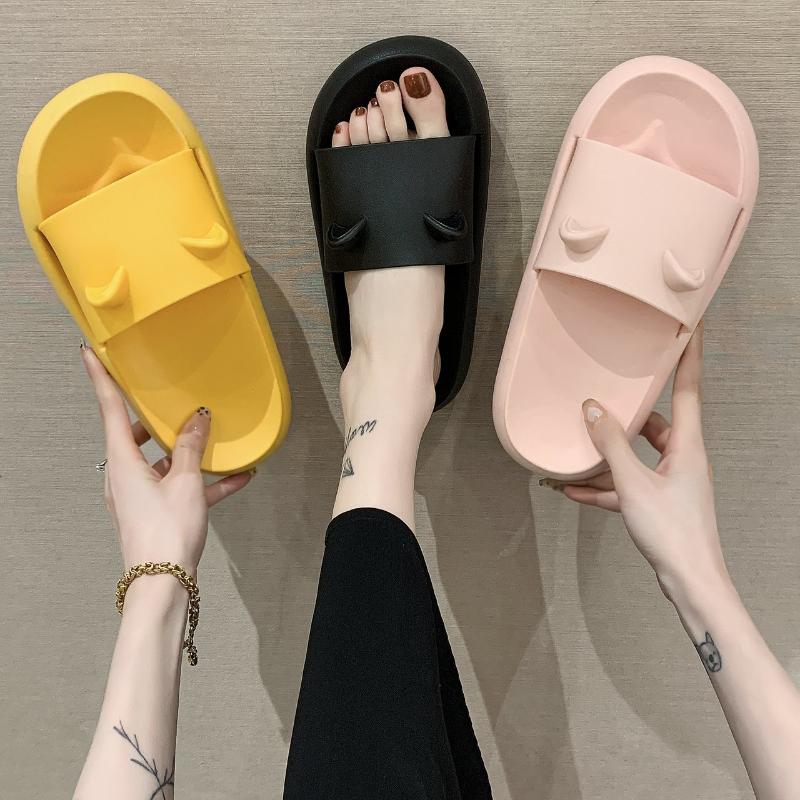 

Summer Women Indoor Slippers Black pink yellow Indoor Eva Flip Flops Female Non-slip Bathroom Home Slippers Zapatillas De Hombre