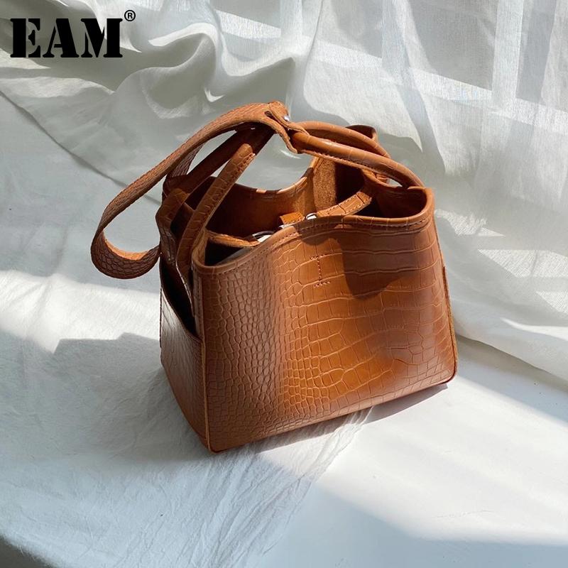 

[EAM] Women New Bucket Large Capacity PU Leather Personality All-match Female Crossbody Shoulder Bag Fashion Tide 2021 18A1410, Black