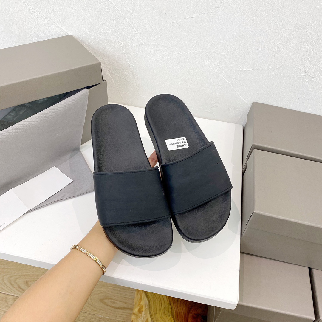 

New Color Paris Sliders Mens Womens Summer Genuine Leather Sandals Beach Slide Slippers Ladies Flip Flops BB Loafers Sky Blue Chaussures, B2