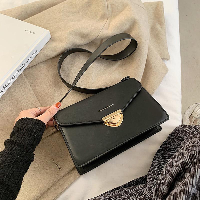 

2021 Winter New Shoulder Bag Ladies Fashion Small Square Bag Casual Small Pure Color PU Female Messenger Wallet, Black