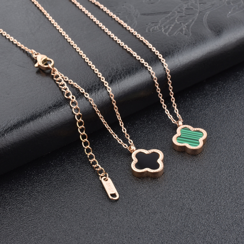 

Classic Design Double Side Stainless Steel Clover Pendant Necklace Four Leaf Jewelry for Women Gift