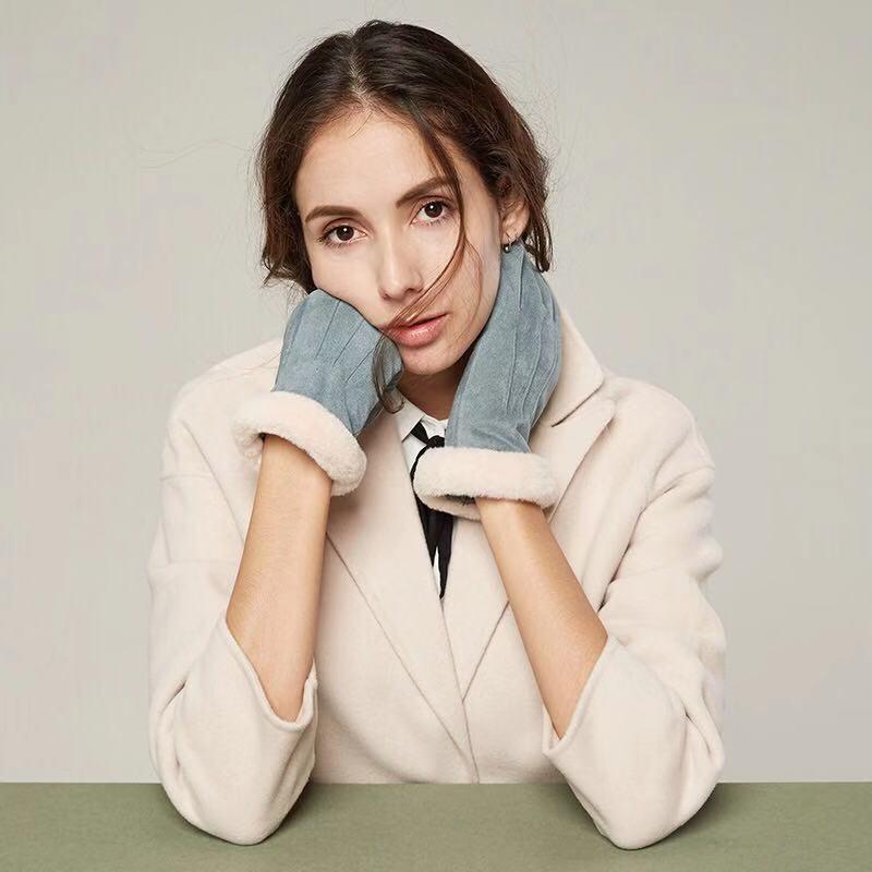 

Autumn and winter ladies gloves plus velvet thick warm suede cold-proof student touch screen outdoor riding non-slip gloves