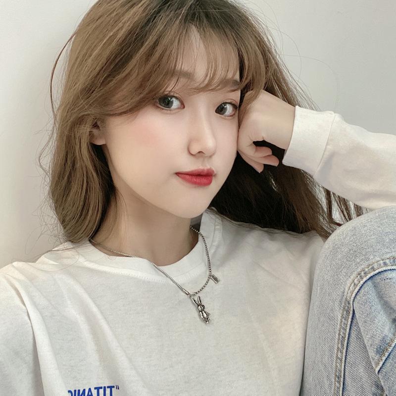 

2021 latest fashion hip hop retro necklace personality necklace creative asymmetric clavicle chain female wholesale