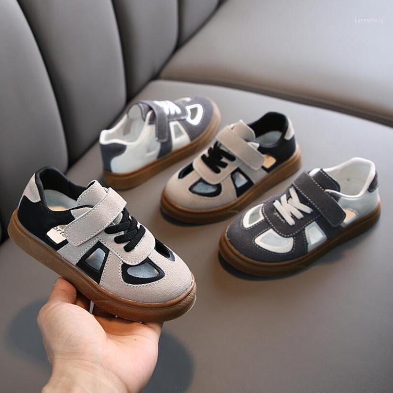 

Girls Leather Shoes Cut-outs Retro Kids Sport Shoes for Girls Princess Anti-slip Sneakers Baby Dancing Leather Sandals1, Black