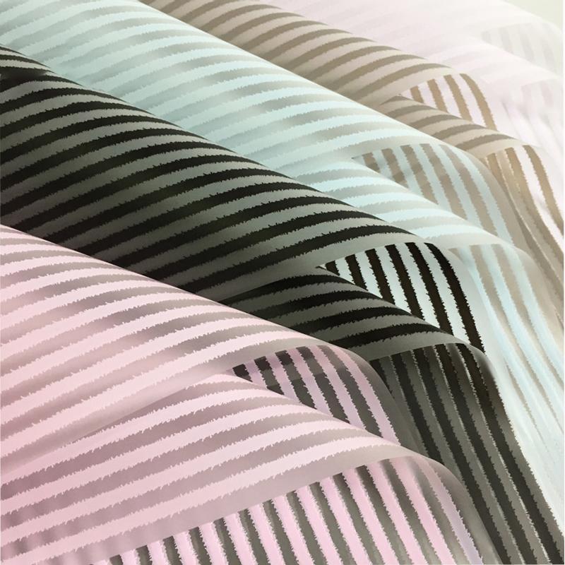 

Korean Style Stripes Christmas Gift Packaging Paper Plastic Valentine's Day Flower Bouquet Wrapping Material 20 Sheets/Pack1