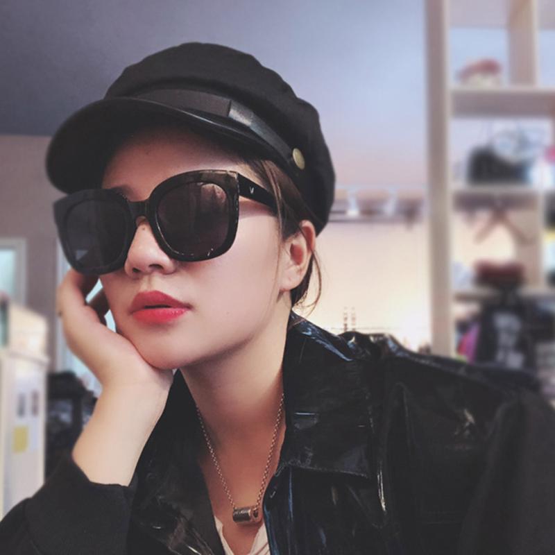 

Navy Hats British Retro Autumn And Winter Female Hat Fashion Wild Tide Casual Flat Top Korean Beret Trend Internet Celebrities, Black