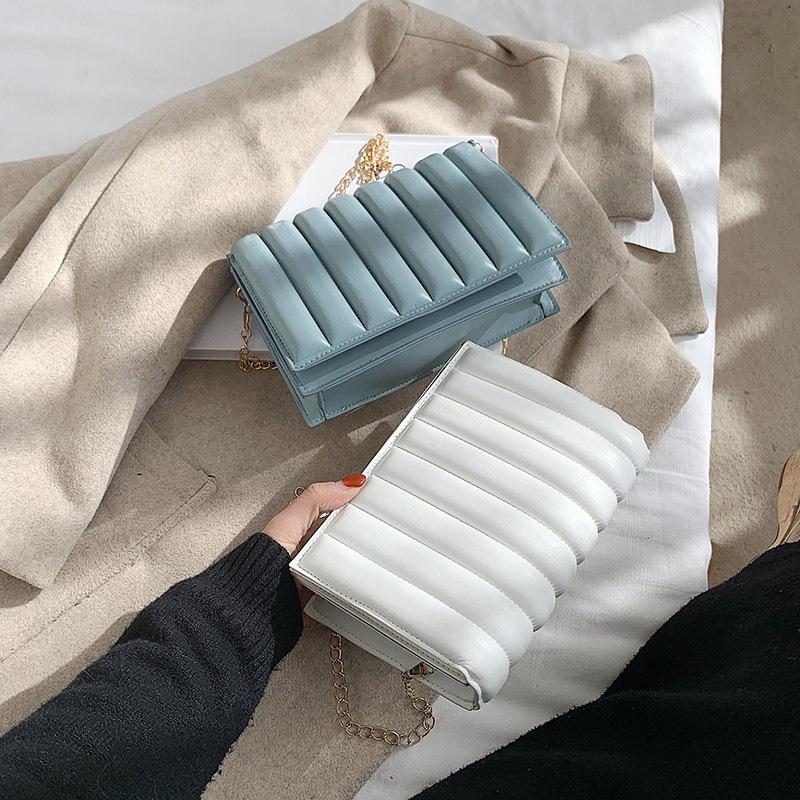 

Luxury Small Crossbody Bag for Women 2021 New Fashion Pleated Chain Ladies Shoulder Bag Designer Female Handbags Purses Bolsas, Black