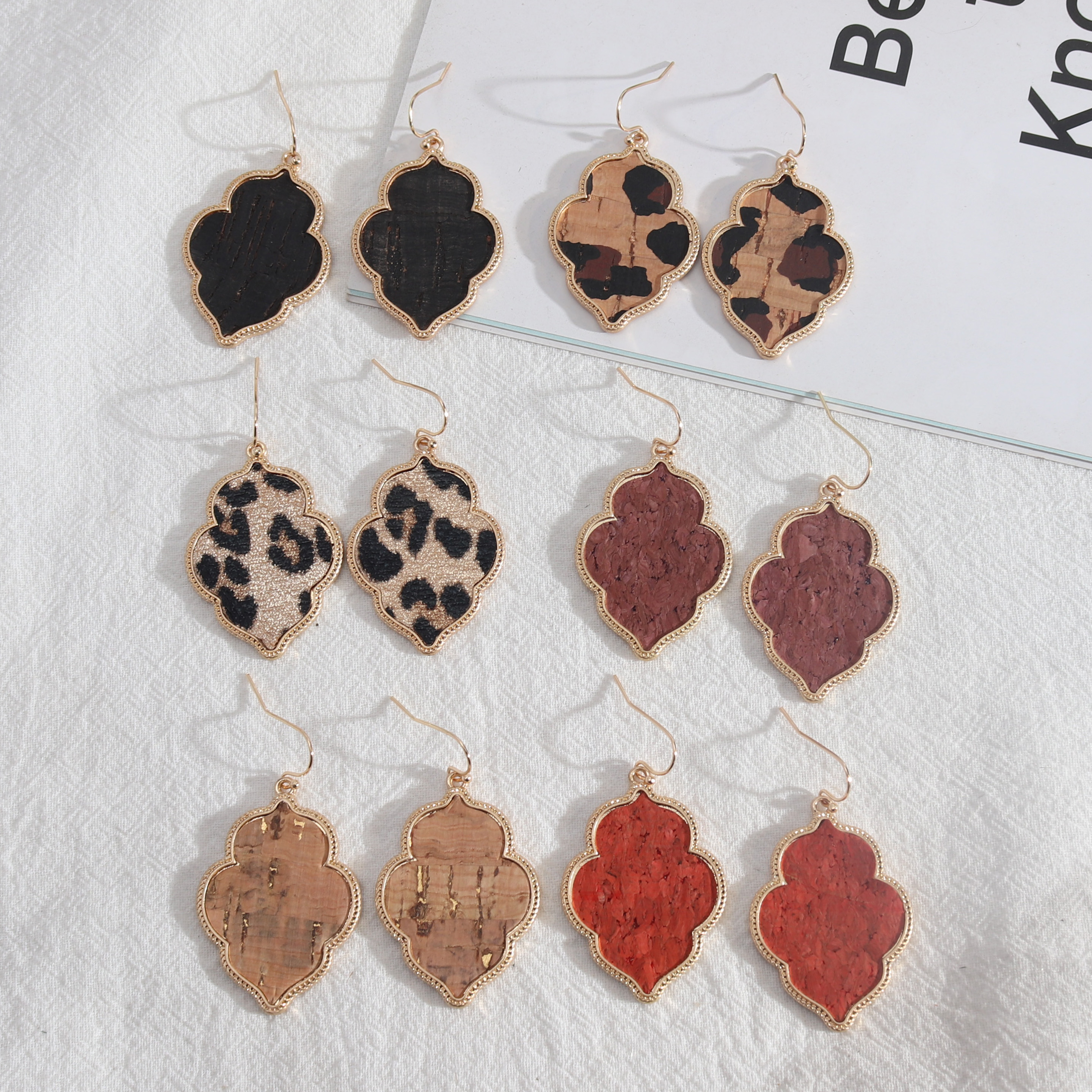 

Flower Hexagon Leopard Wood Grain Pattern PU Leather Charms Earrings Gold Color Dangle Brincos Pendientes Fashion Brand Jewelry Women