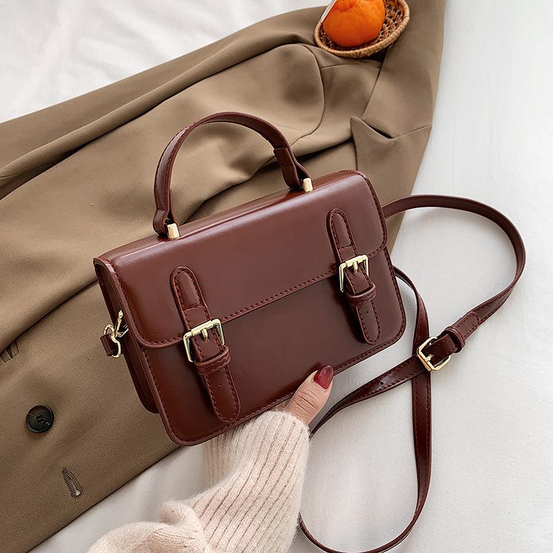 

Fashionable casual women's 2021 New Retro oil skin small square bag slanting straddle single shoulder bag, Black