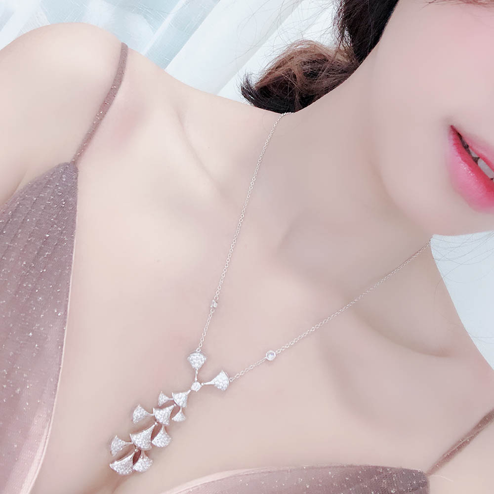 

High-end Luxurious Ball Lady Necklace Party gathering Ruby noble Necklaces circular Superior quality Sector Full body drill High-ends quality., Silver