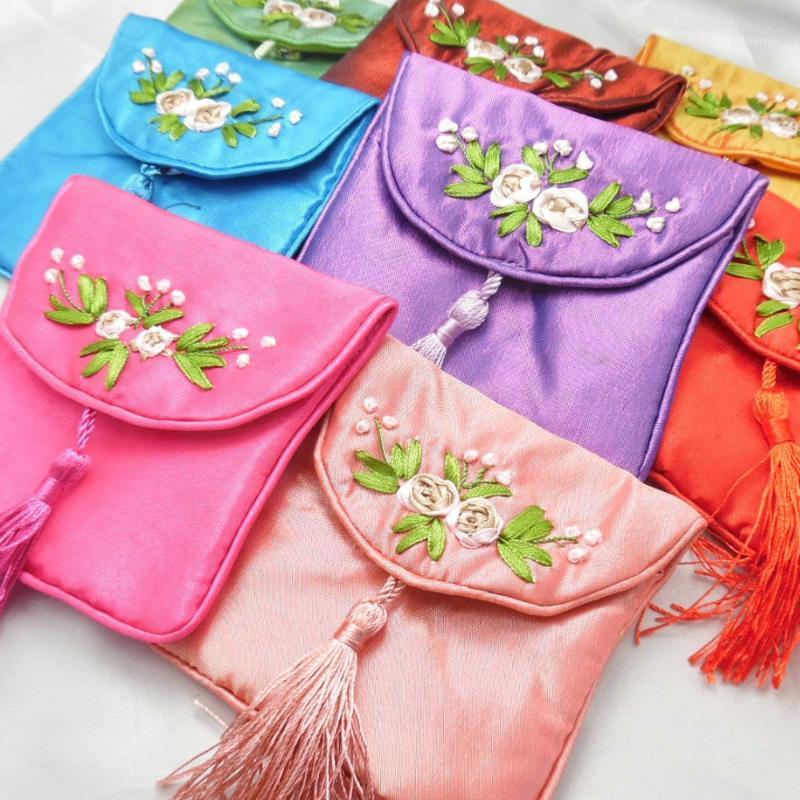 

Handmade Ribbon Embroidery Tassel Zip Bags Small Coin Purse Gift Bag Christmas Pouch Card Bag Satin Jewelry Packing 10pcs1