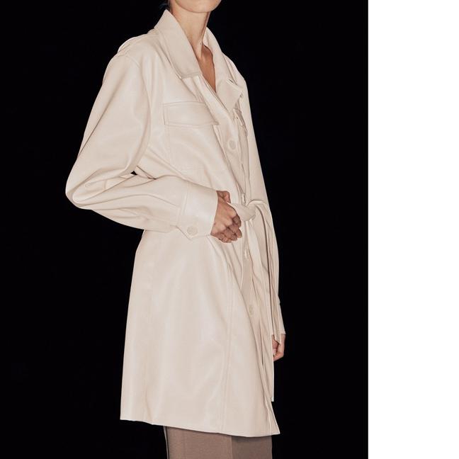 

2020 Autumn and Winter Single-breasted Leather Jacket Women' Temperament Commuter Lapel Long-sleeved Jacket, Black