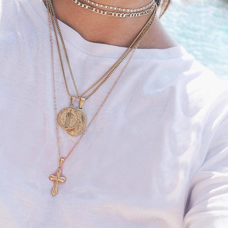 

5 Pcs/Set Retro Cross Jesus Virgin Mary Round Chain Gold Clavicle Necklace Female Fashion Party Multilayer Necklace Lover Gift