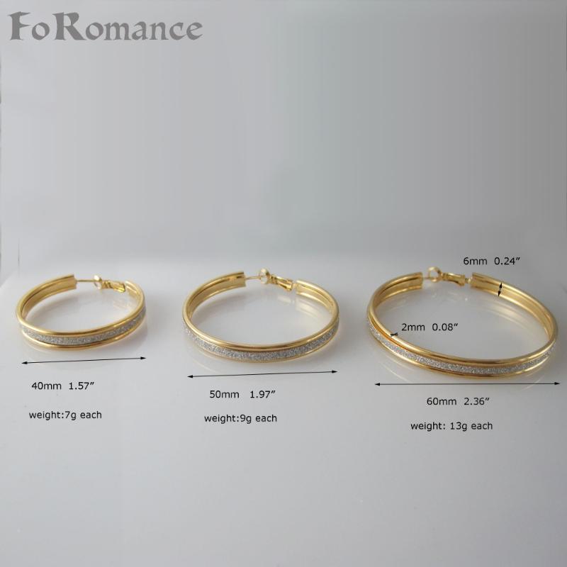 

MIN ORDER IS 10$ Can Mix Design/ YELLOW GOLD GP ROUND HOOP EARRING WITH SHINNING WHITE PART INSERTED 40MM 50MM 60MM THREE SIZE
