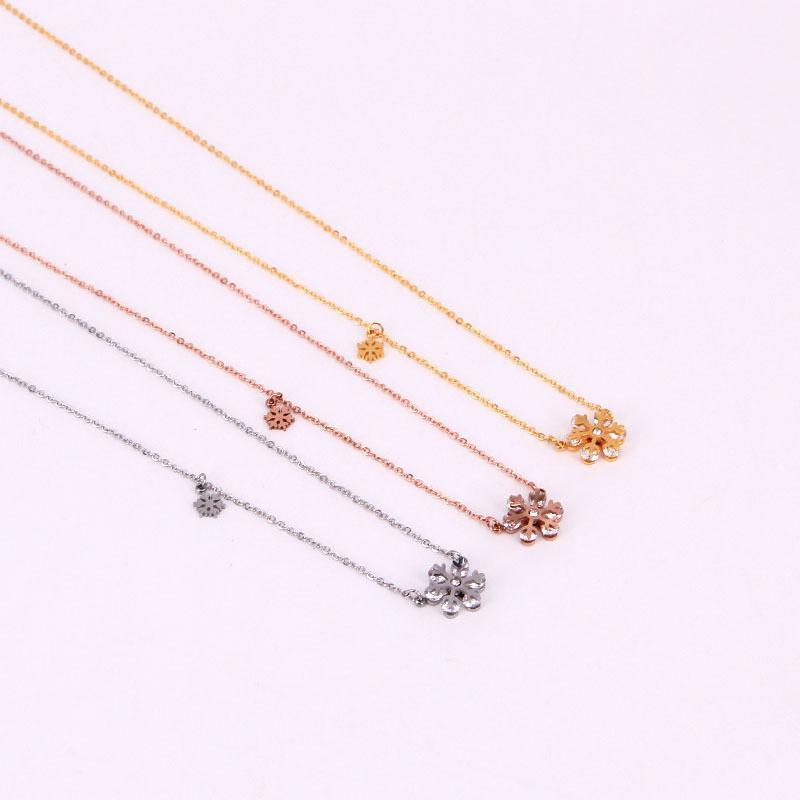 

Famous Stainless Steel Love Crystal Zircon snowflake Flower Pendant Necklace Rose Gold Color Women Girl Xmas Party Gift1
