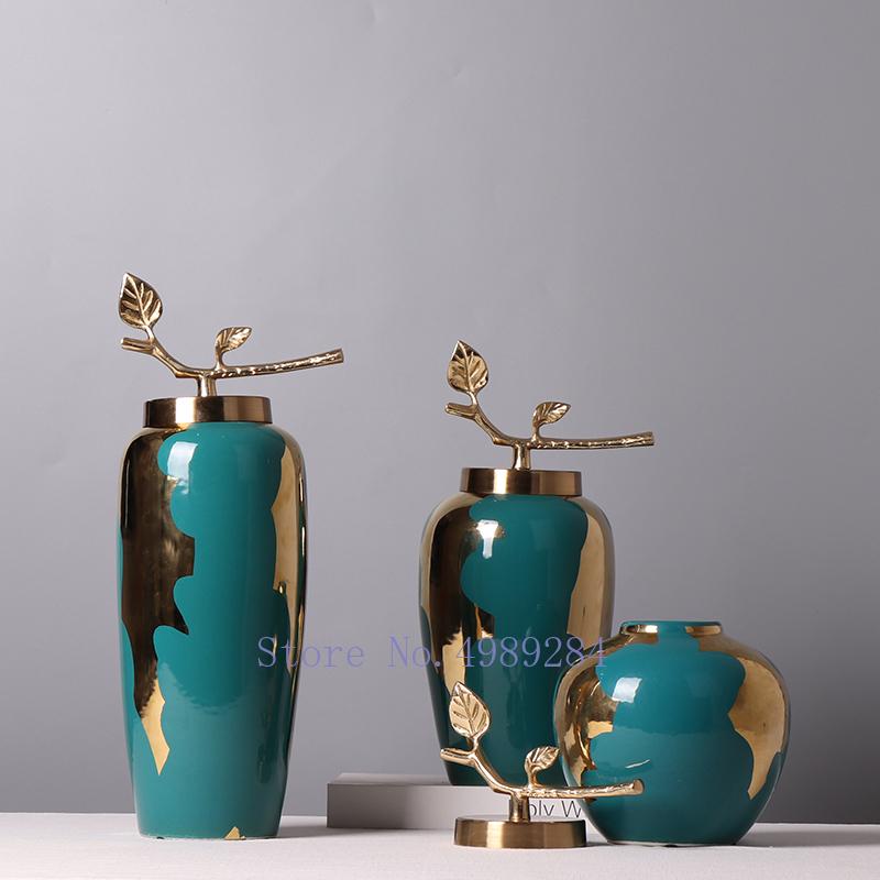 

Creativity Golden Vase Chinese Style Ceramic Vase Modern Home Flower Arrangement Accessories with Cover Copper Crafts Decoration