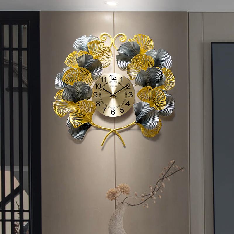 

New Chinese Wrought Iron Ginkgo Leaf Wall Clock Ornaments Home Livingroom Metal Wall Mural Crafts Hotel Sticker Decoration