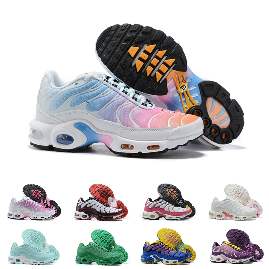 

Womens Tn Plus Running Shoes Sneakers SE Ultra Triple White Black Purple Hyper Blue Tnplus Lady Designer Classic Trainers Size 36-40, Shown