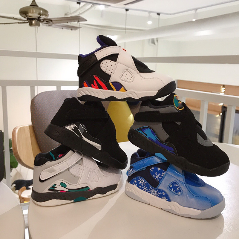 

Infant sneaker 8 Basketball Shoes snowflake chrome Little Kids Children Boy Girls Sneaker Toddlers Shoe size22-35