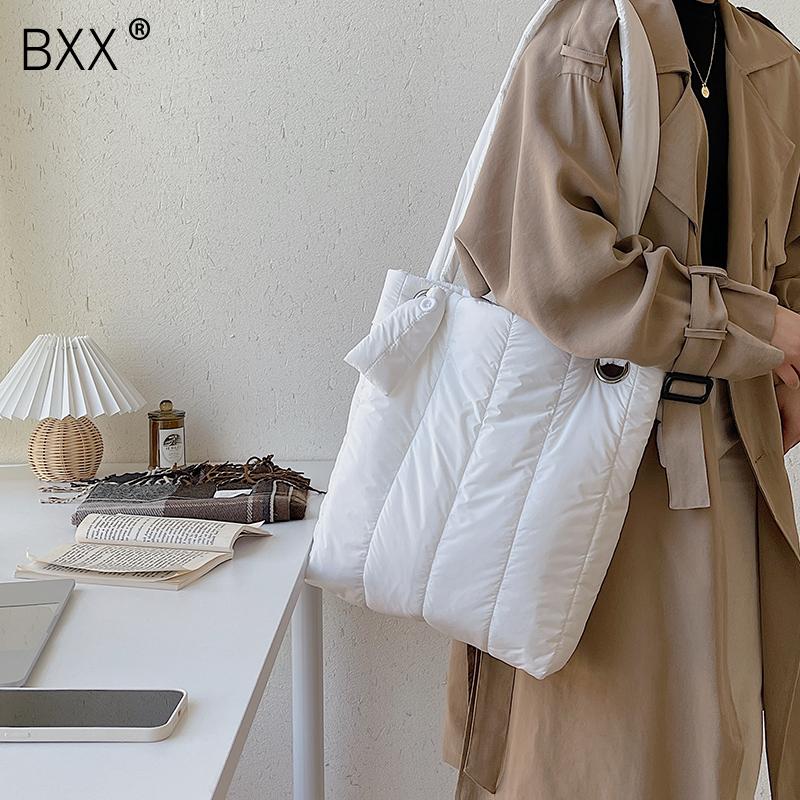 

[BXX] Fashion High Capacity Down Shoulder Bags For Women 2021 Winter Trend Handbag and Purse Lady Travel Bag HQ622, Black