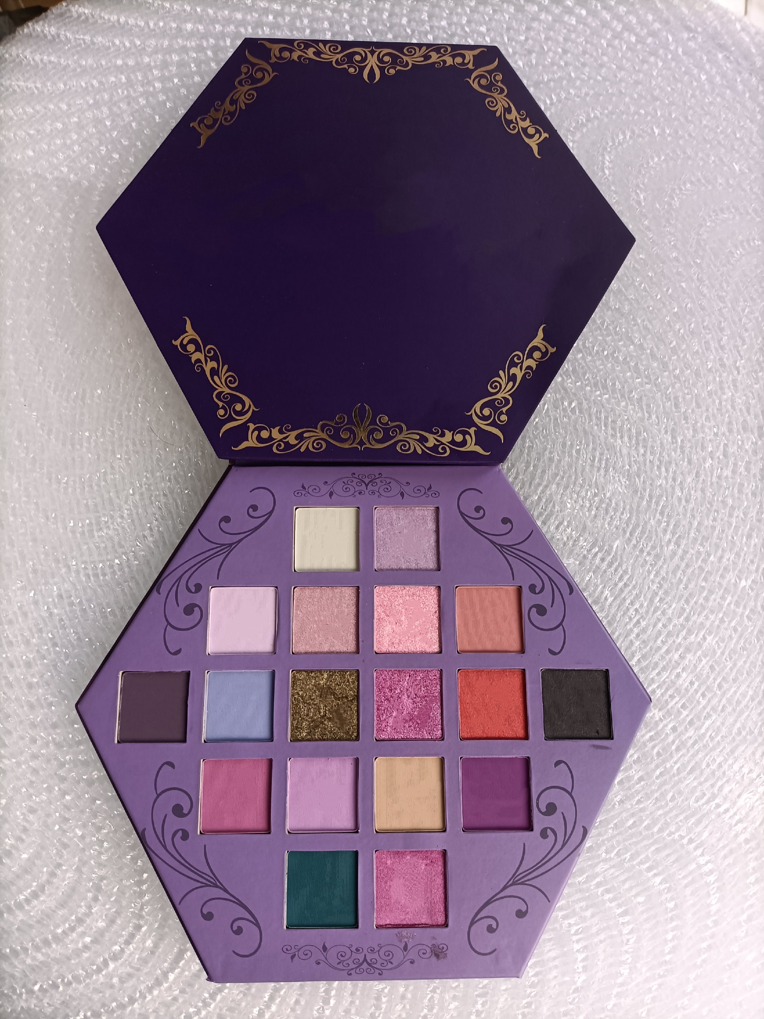 

November20 2018 Newest Highest Version Brand Makeup Palettes Beauty 18 colors eyeshadow palette eyeshadow palettes Types Free Shipping, Multi